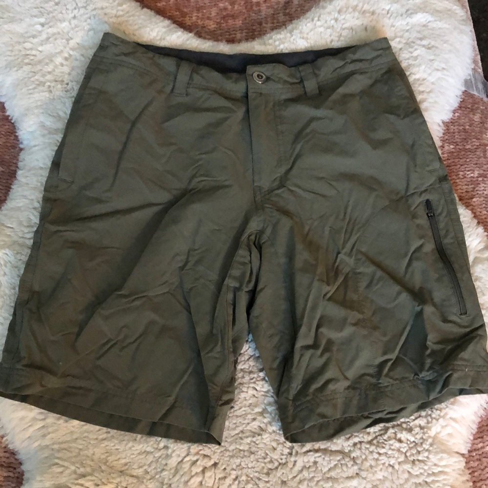 EUC Patagonia Quandry